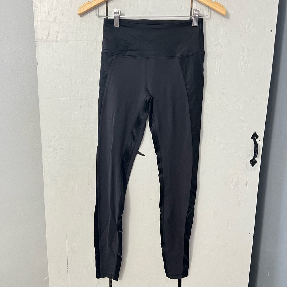 Lululemon Wunder Train High-Rise Tight Satin Panels Black Size 4